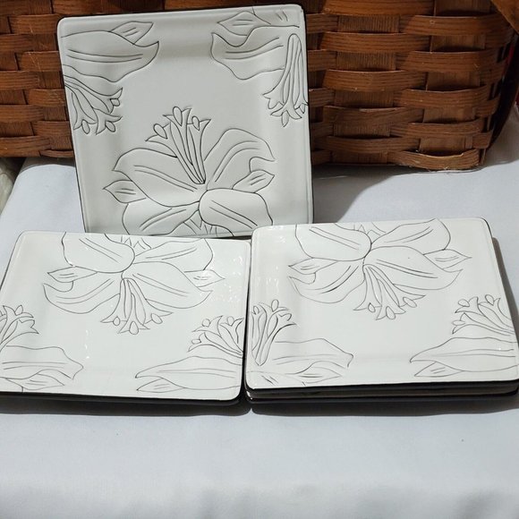 Laurie Gates Antilles White Square Salad  Plates 7" set of 4 flowered dessert - Picture 2 of 11